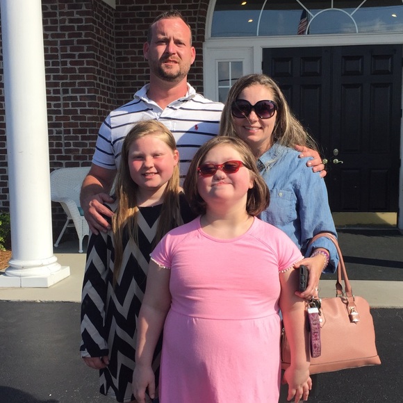 Meet your Posher, Leigh Ann - Picture 9 of 13